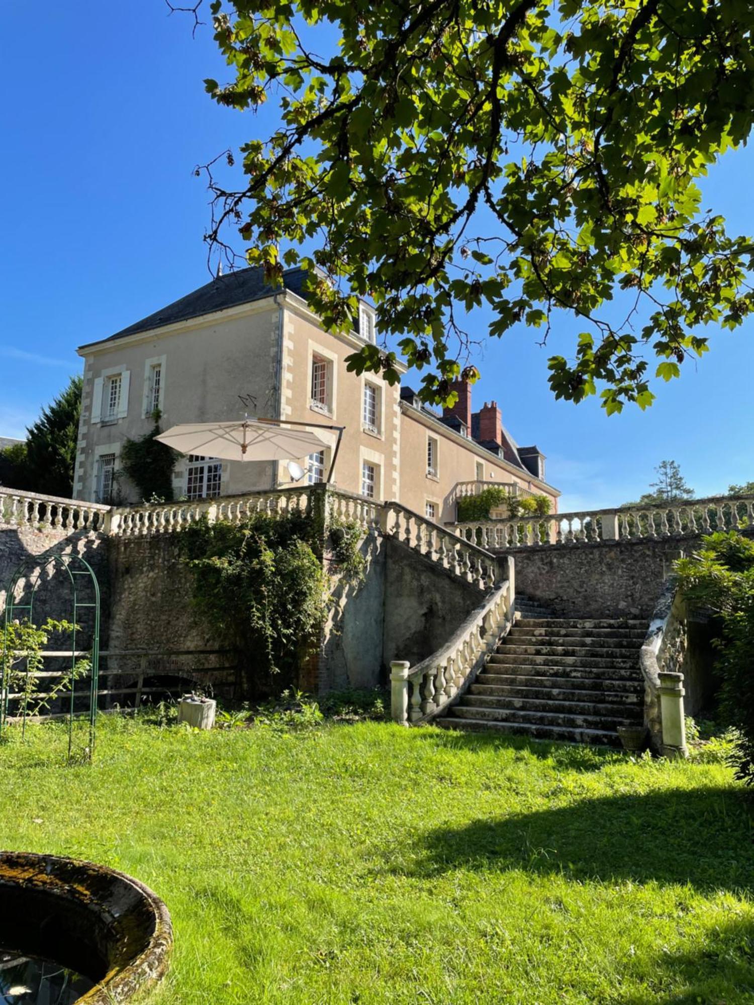 Chateau De La Huberdiere Nazelles-Negron Exterior photo