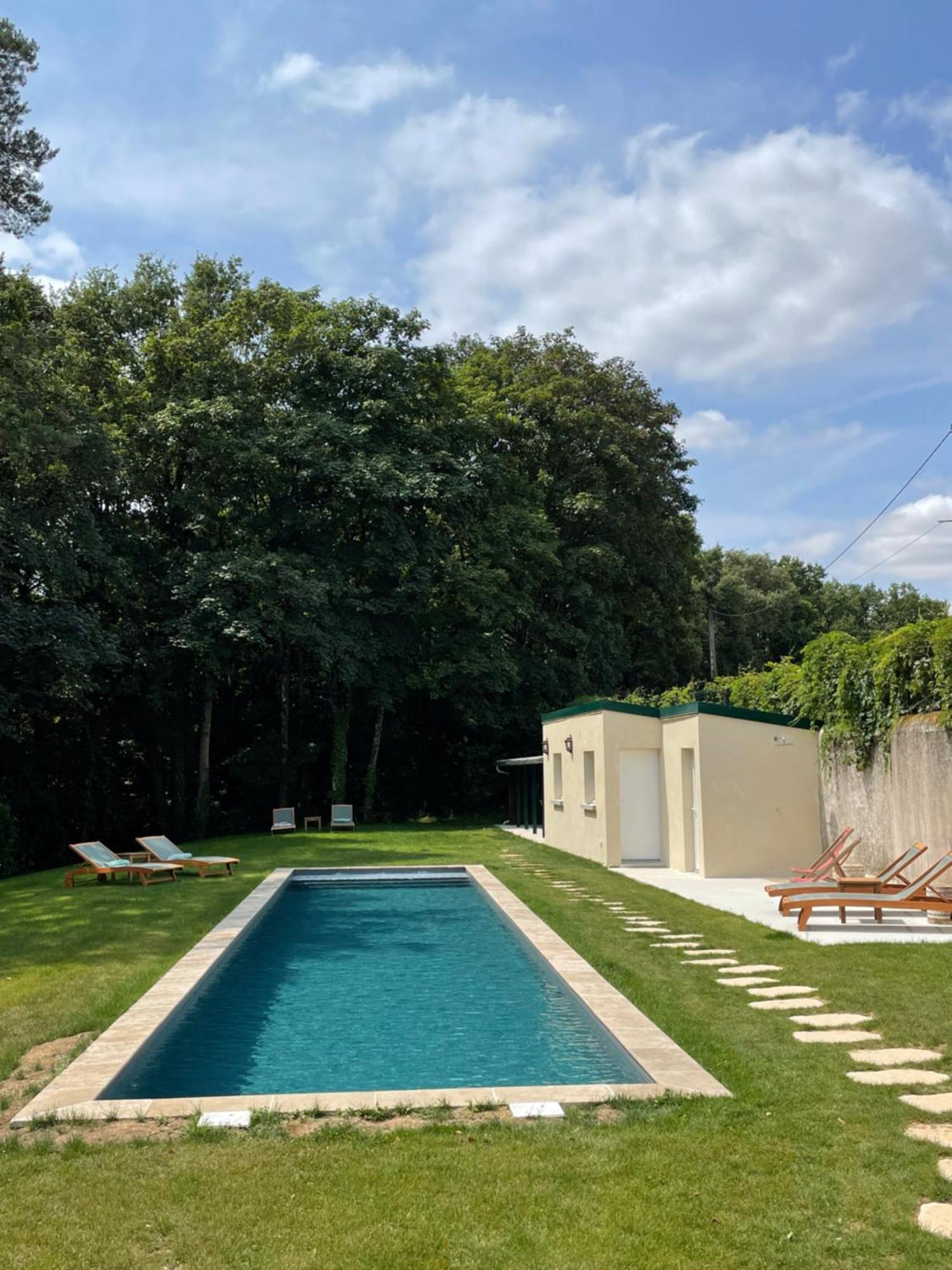 Chateau De La Huberdiere Nazelles-Negron Exterior photo