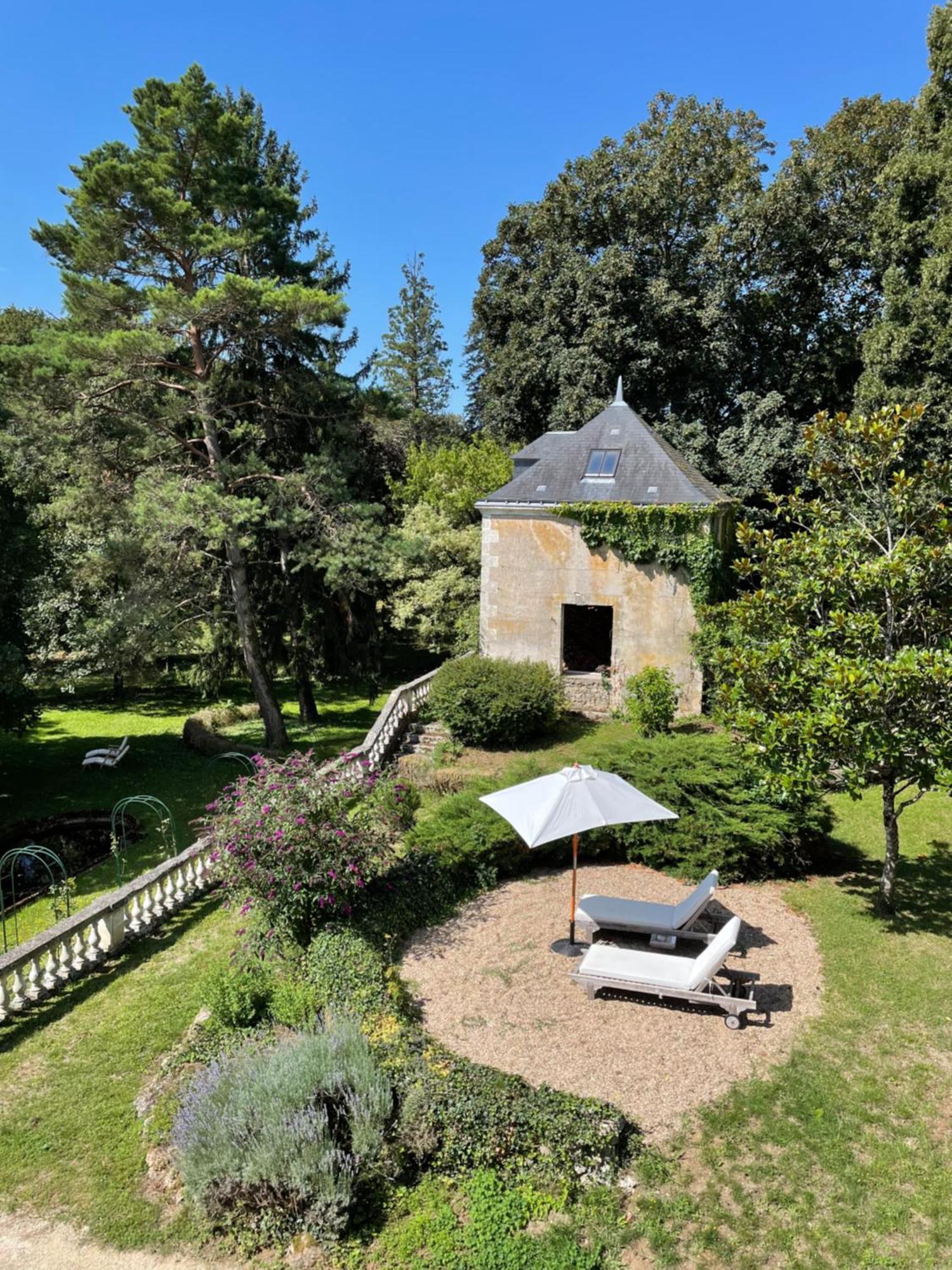 Chateau De La Huberdiere Nazelles-Negron Exterior photo